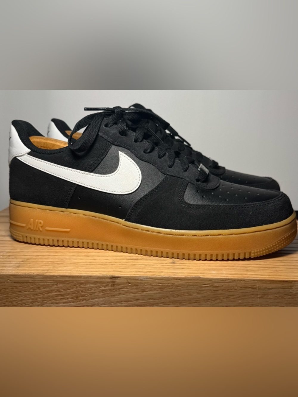 Nike AF1’s Men’s Black/White Sneakers with Gum Sole size 10 NWOT